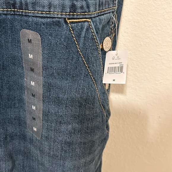 NWT | GAP classic shorts overalls | Size M - Picture 3 of 14